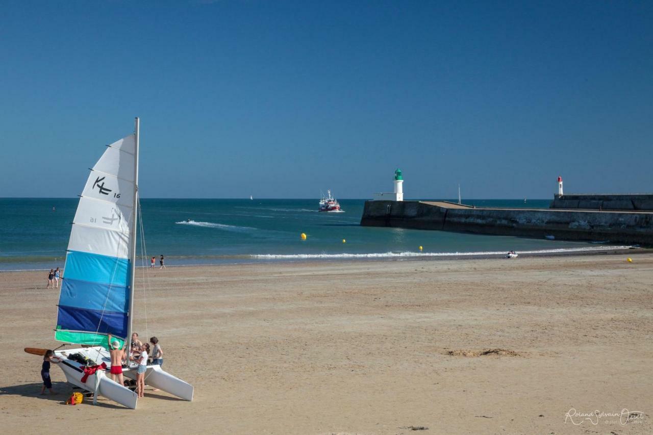 Hotel Calme Des Pins & Spa Les Sables-d'Olonne Exterior photo